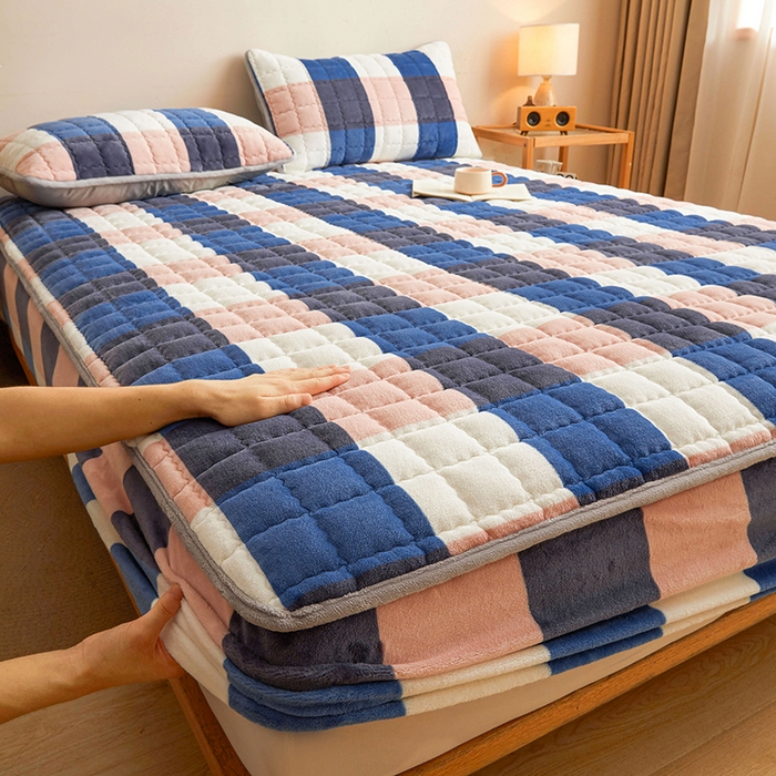 澳梵家居 2025新款无印风牛奶绒夹棉床笠 蓝粉格调