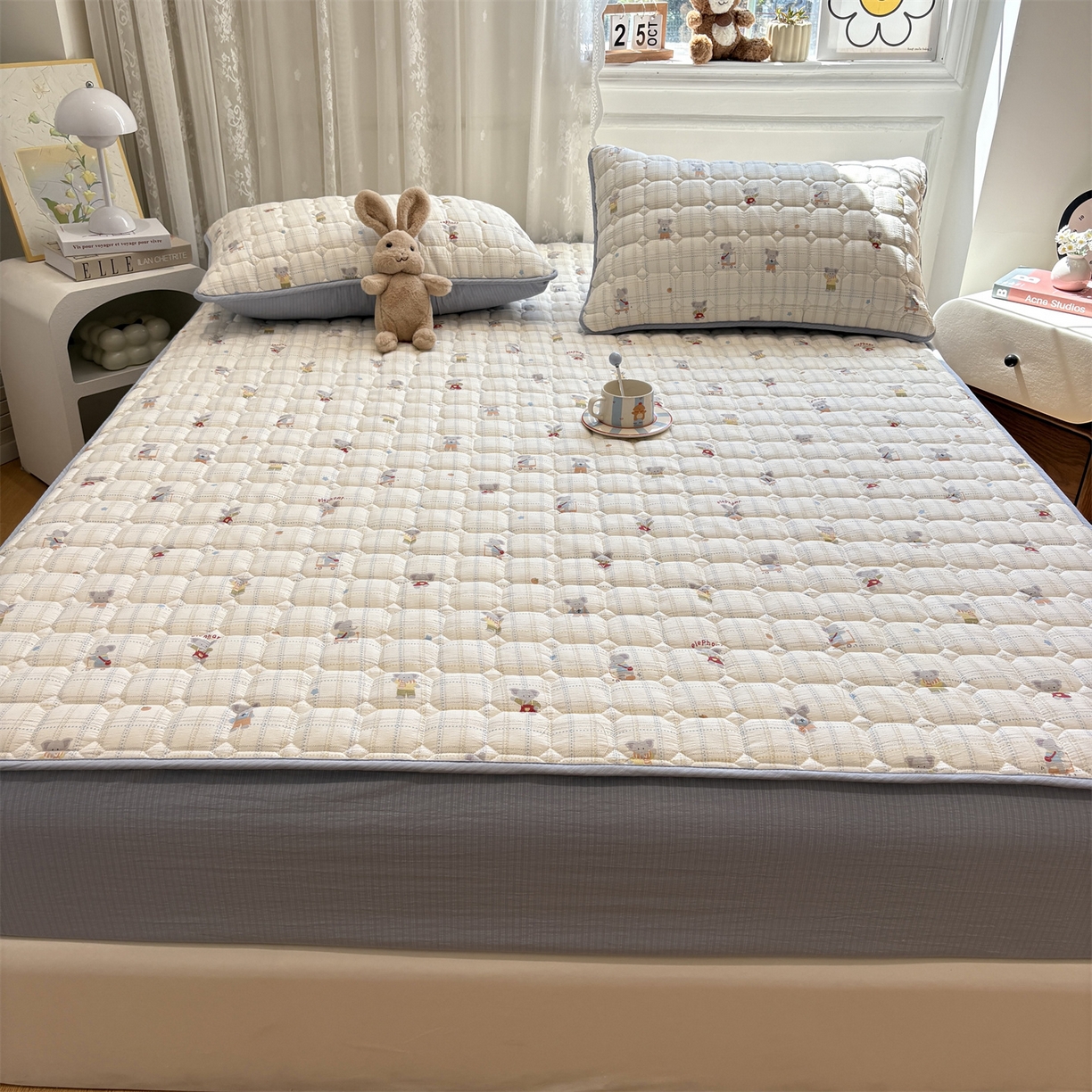 91家纺网 家纺一手货源 找家纺 居眠 2025新款印花云感皱皱纱夹棉床笠 开心小象