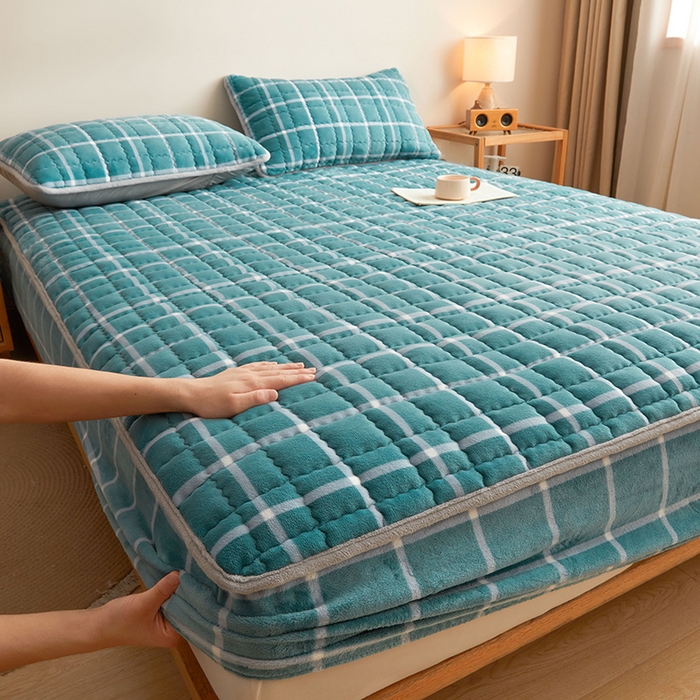 澳梵家居 2025新款无印风牛奶绒夹棉床笠 青蓝格纹