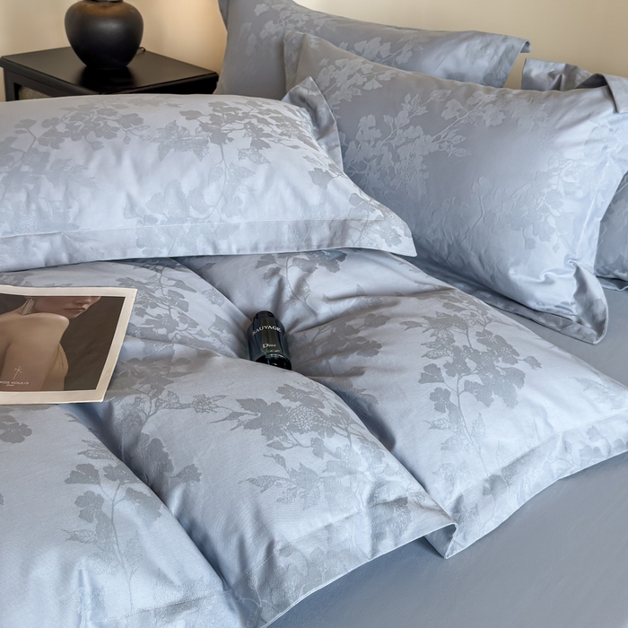 91家纺网 家纺一手货源 找家纺 （总）魅都2025秋冬 全棉厚织长绒棉磨毛立体浮雕提花四件套全棉四件套微风知晓