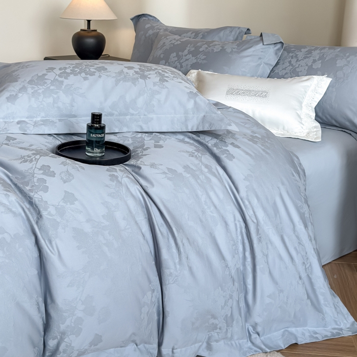 91家纺网 家纺一手货源 找家纺 （总）魅都2025秋冬 全棉厚织长绒棉磨毛立体浮雕提花四件套全棉四件套微风知晓