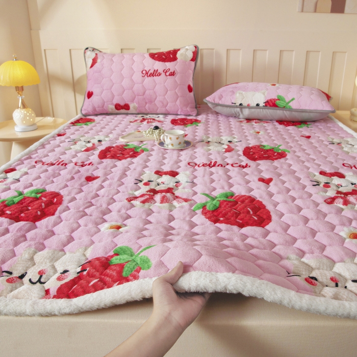 91家纺网 家纺一手货源 找家纺 （总）情煊家纺 2025新款A类牛奶绒印花夹棉床垫