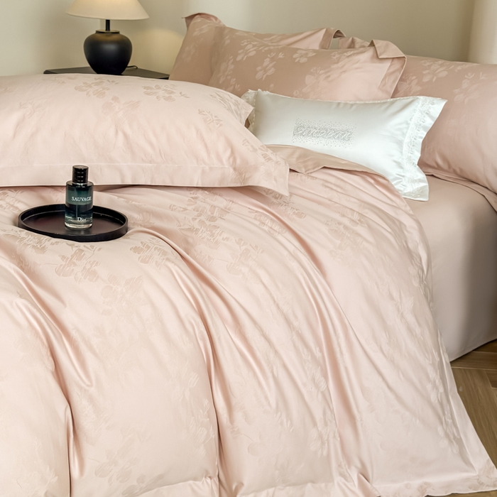 91家纺网 家纺一手货源 找家纺 （总）魅都 2025秋冬全棉厚织长绒棉磨毛立体浮雕提花四件套全棉四件套花香轻舞