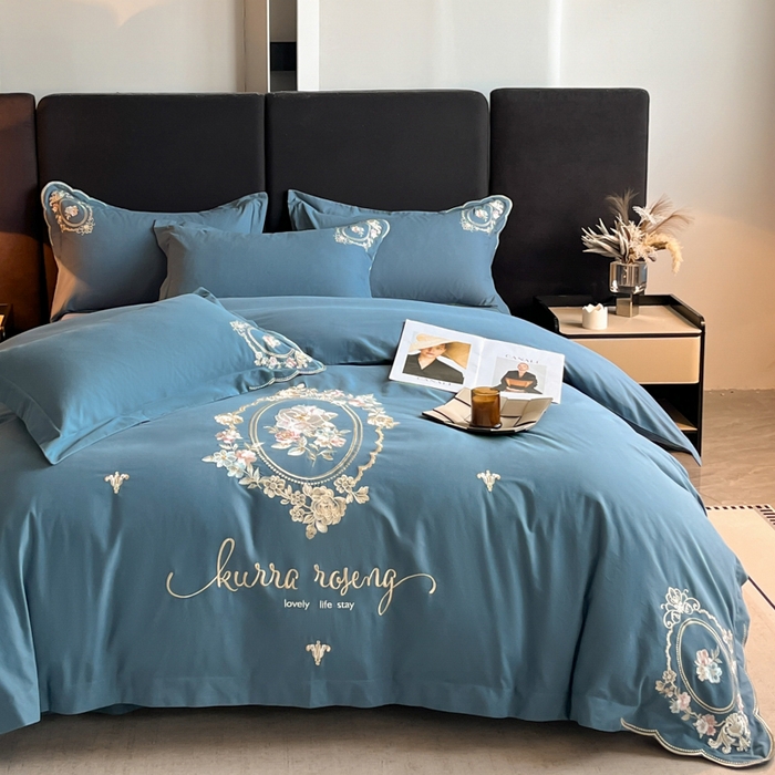 91家纺网 家纺一手货源 找家纺 博纳家纺 2025新款纯棉磨毛绣花四件套--花丽影系列 花丽影-宾利蓝