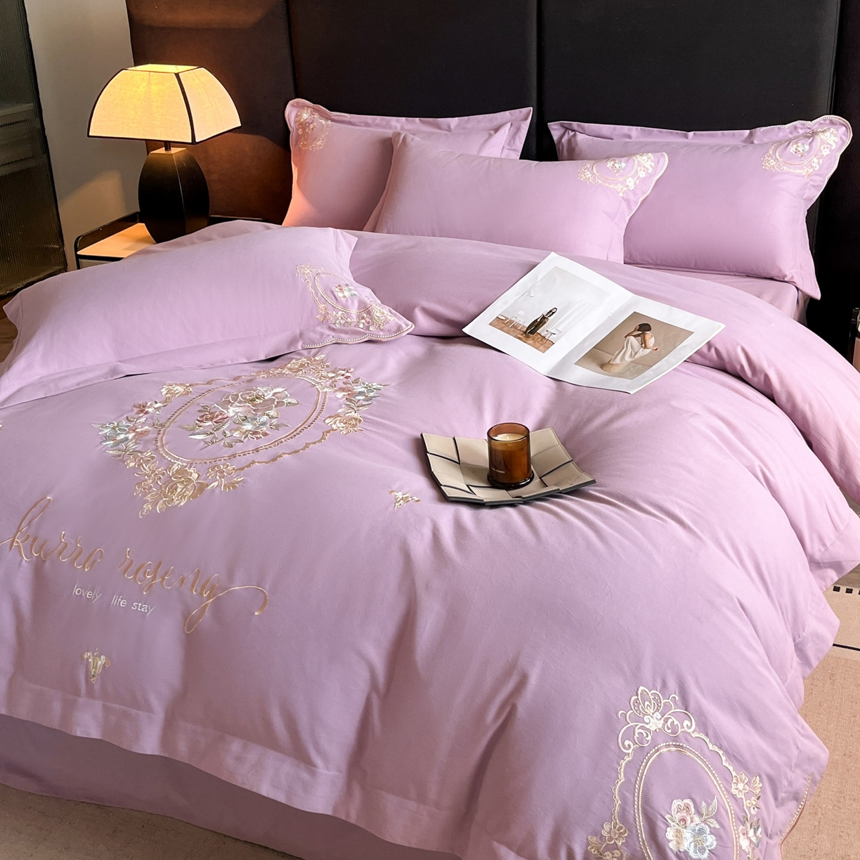 91家纺网 家纺一手货源 找家纺 博纳家纺 2025新款纯棉磨毛绣花四件套--花丽影系列 花丽影-粉紫