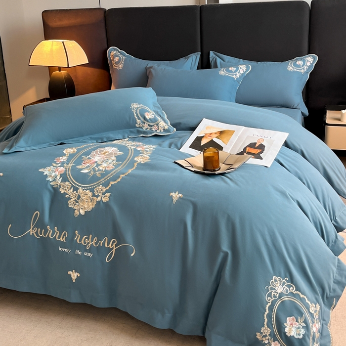 91家纺网 家纺一手货源 找家纺 博纳家纺 2025新款纯棉磨毛绣花四件套--花丽影系列 花丽影-宾利蓝