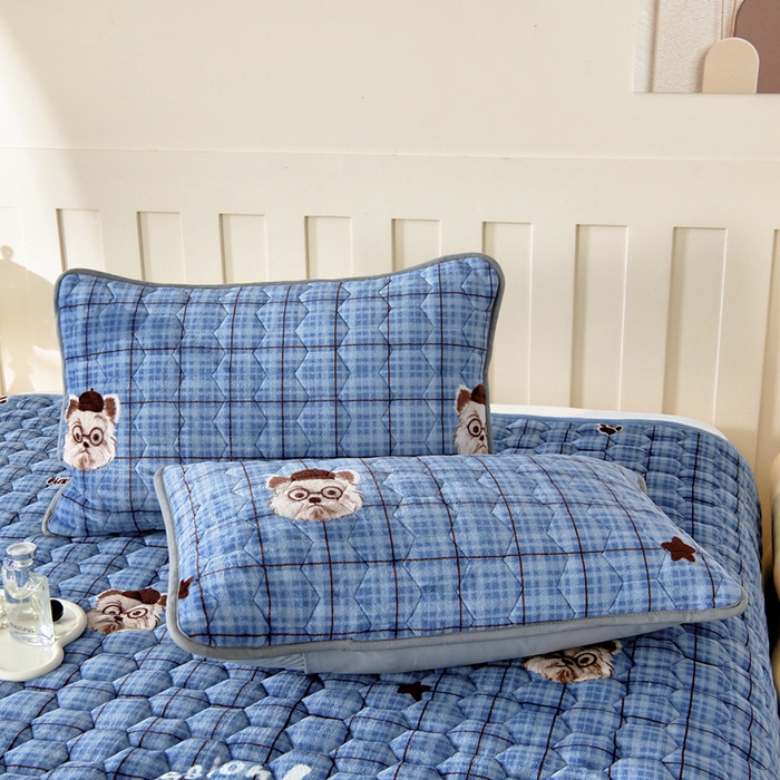 91家纺网 家纺一手货源 找家纺 情煊家纺 2025新款A类牛奶绒印花夹棉床垫 西高地