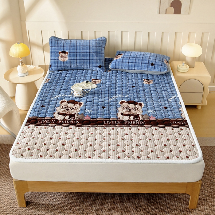 91家纺网 家纺一手货源 找家纺 情煊家纺 2025新款A类牛奶绒印花夹棉床垫 西高地