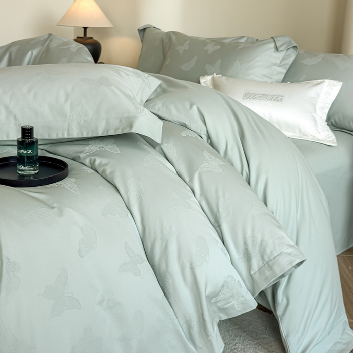 91家纺网 家纺一手货源 找家纺 （总）魅都 2025秋冬全棉厚织长绒棉磨毛立体浮雕提花四件套全棉四件套夏日蝶梦