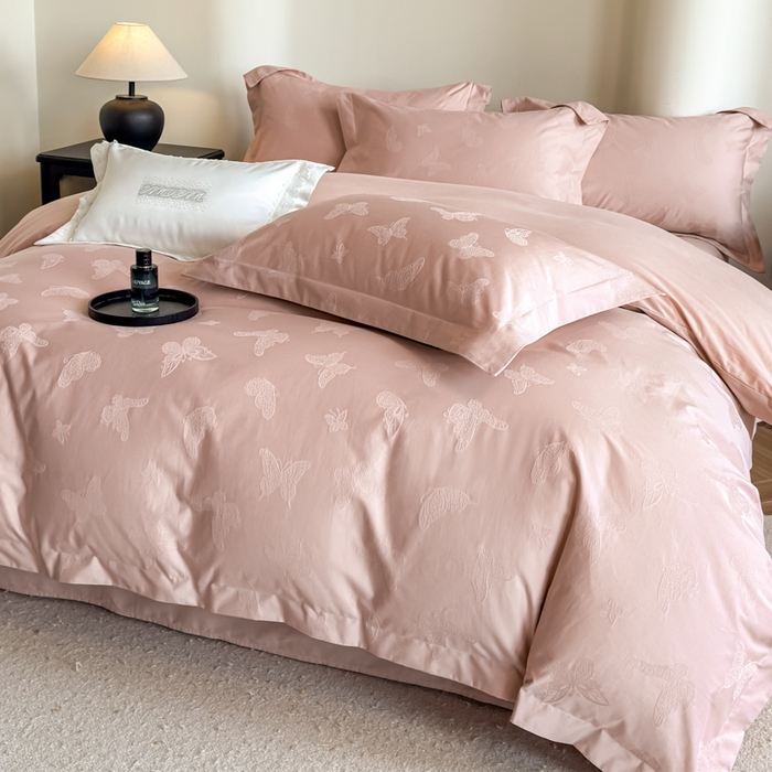 91家纺网 家纺一手货源 找家纺 魅都 全棉厚织长绒棉立体浮雕提花四件套全棉四件套夏日蝶梦 夏日蝶梦粉