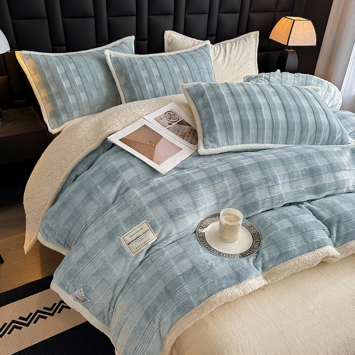 91家纺网 家纺一手货源 找家纺 青竹苑 2025新款A类玉兔绒北极绒纯色单被套被套单件 玉兔蓝【双面加绒】