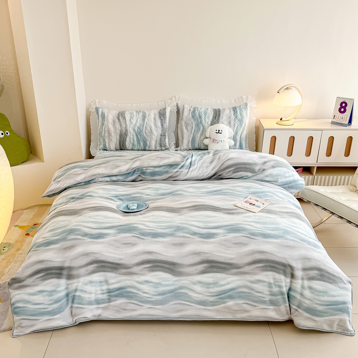 冬然家纺 2025新款高克重牛奶绒蕾丝花边床盖系列 可可西里