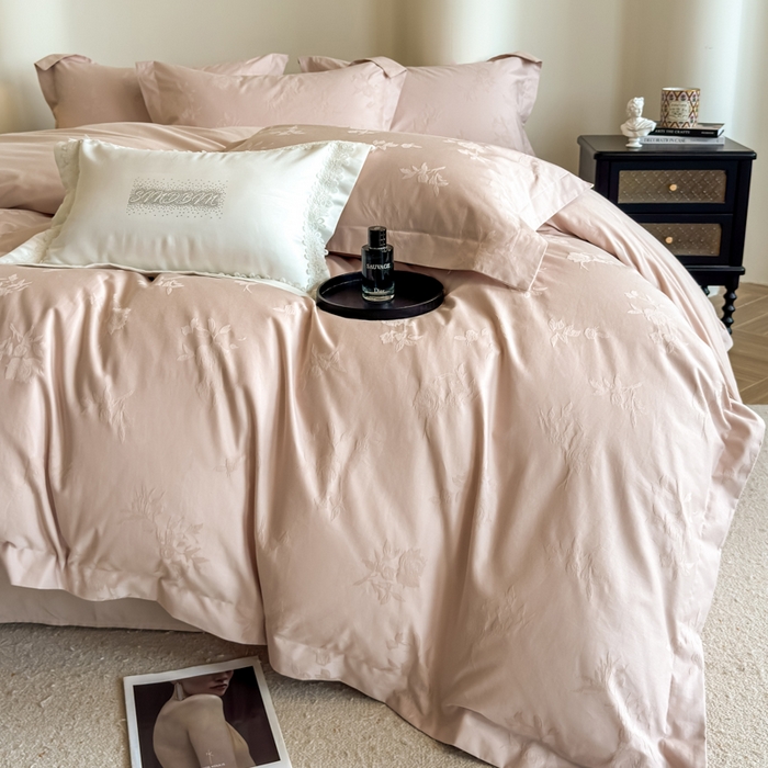 91家纺网 家纺一手货源 找家纺 （总）魅都 2025秋冬全棉厚织长绒棉磨毛立体浮雕提花四件套全棉四件套遇见花海