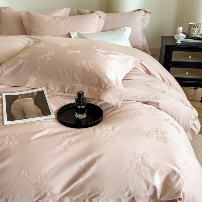 91家纺网 家纺一手货源 找家纺 （总）魅都 2025秋冬全棉厚织长绒棉磨毛立体浮雕提花四件套全棉四件套遇见花海