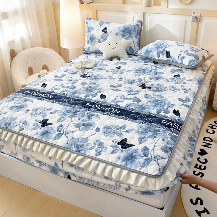 91家纺网 家纺一手货源 找家纺 （总）情煊家纺 2025新款保暖牛奶绒夹棉床笠-花边款