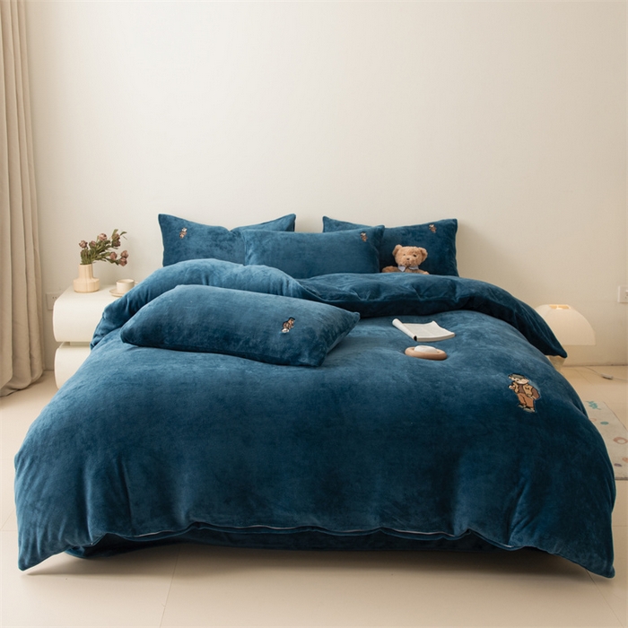 恋绒家纺 2025新款小熊牛奶绒四件套卡通被套宿舍学生三件套 小熊先生-宝石蓝