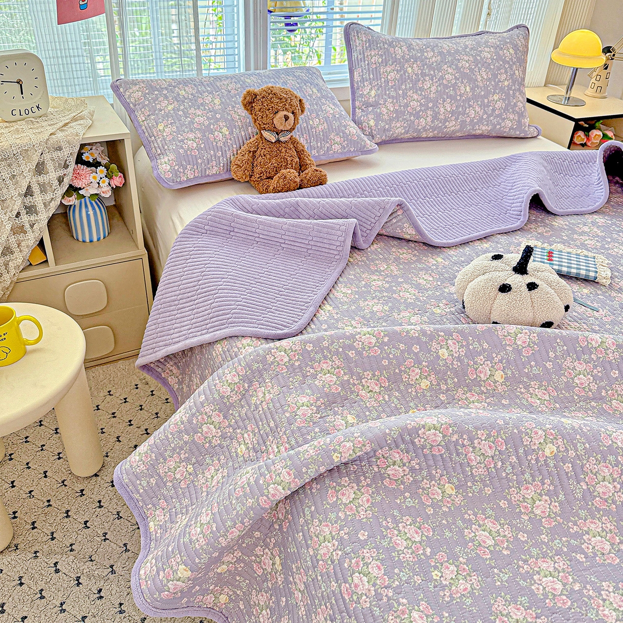 91家纺网 家纺一手货源 找家纺 恒尚居 2025新款全棉牛奶绒床盖四季可用纯棉夹棉床单床褥垫三件套-秋冬款系列一 花田物语【A纯棉-B牛奶绒】