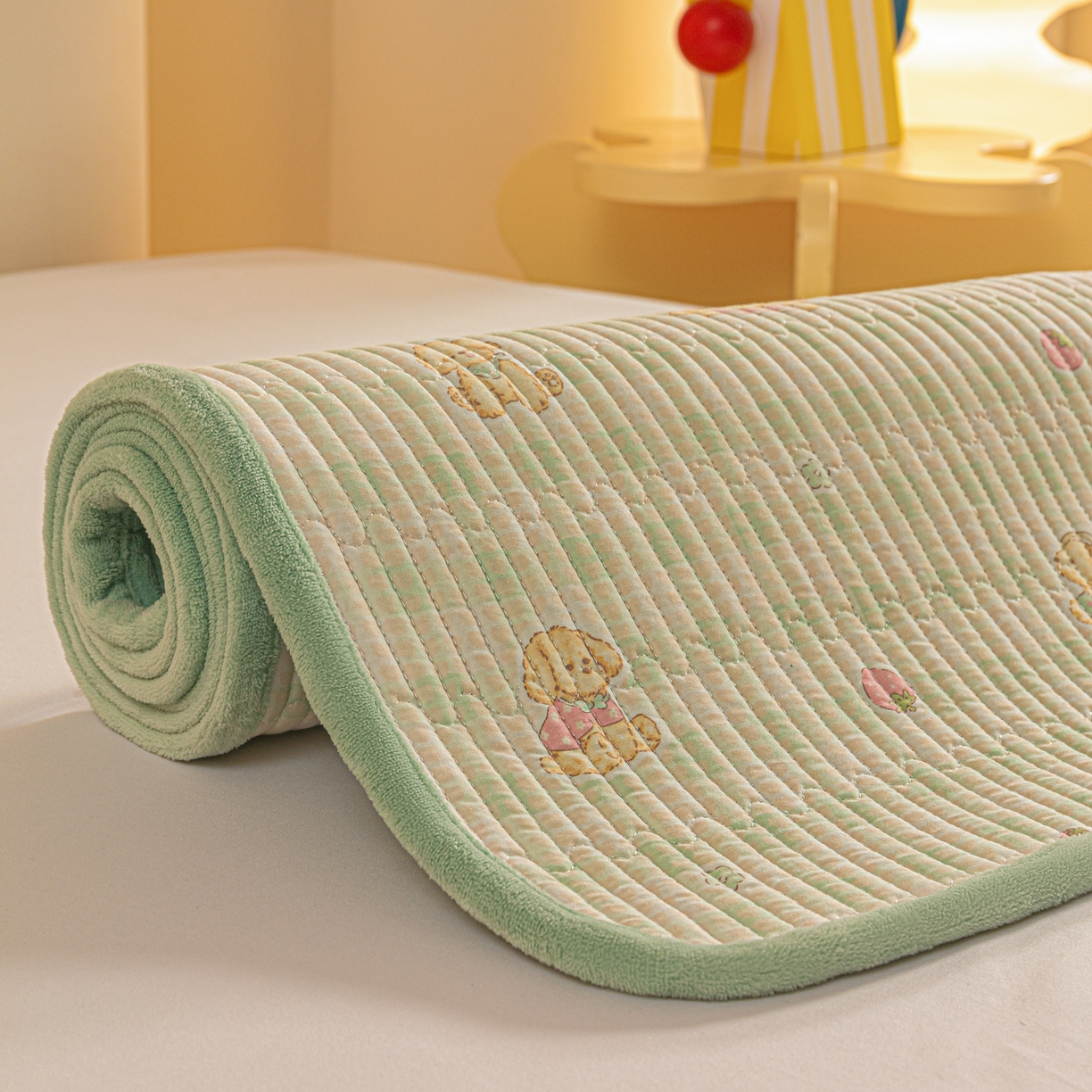 91家纺网 家纺一手货源 找家纺 恒尚居 2025新款全棉牛奶绒床盖四季可用纯棉夹棉床单床褥垫三件套-秋冬款系列一 甜心旺旺【A纯棉-B牛奶绒】