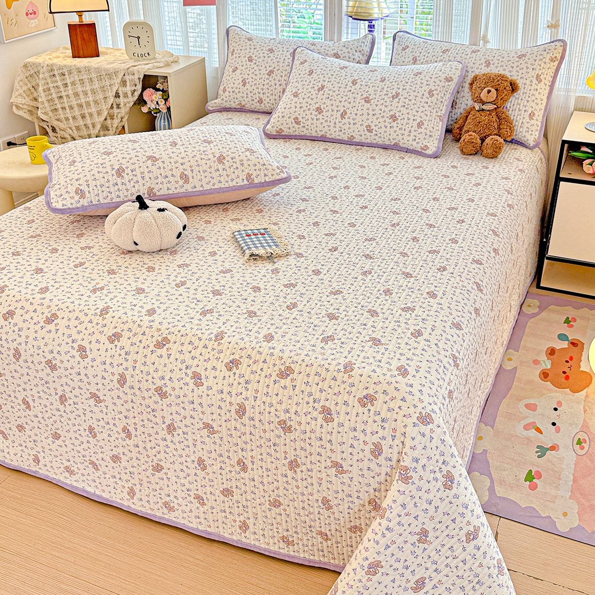 91家纺网 家纺一手货源 找家纺 恒尚居 2025新款全棉牛奶绒床盖四季可用纯棉夹棉床单床褥垫三件套-秋冬款系列一 清茶小熊【A纯棉-B牛奶绒】