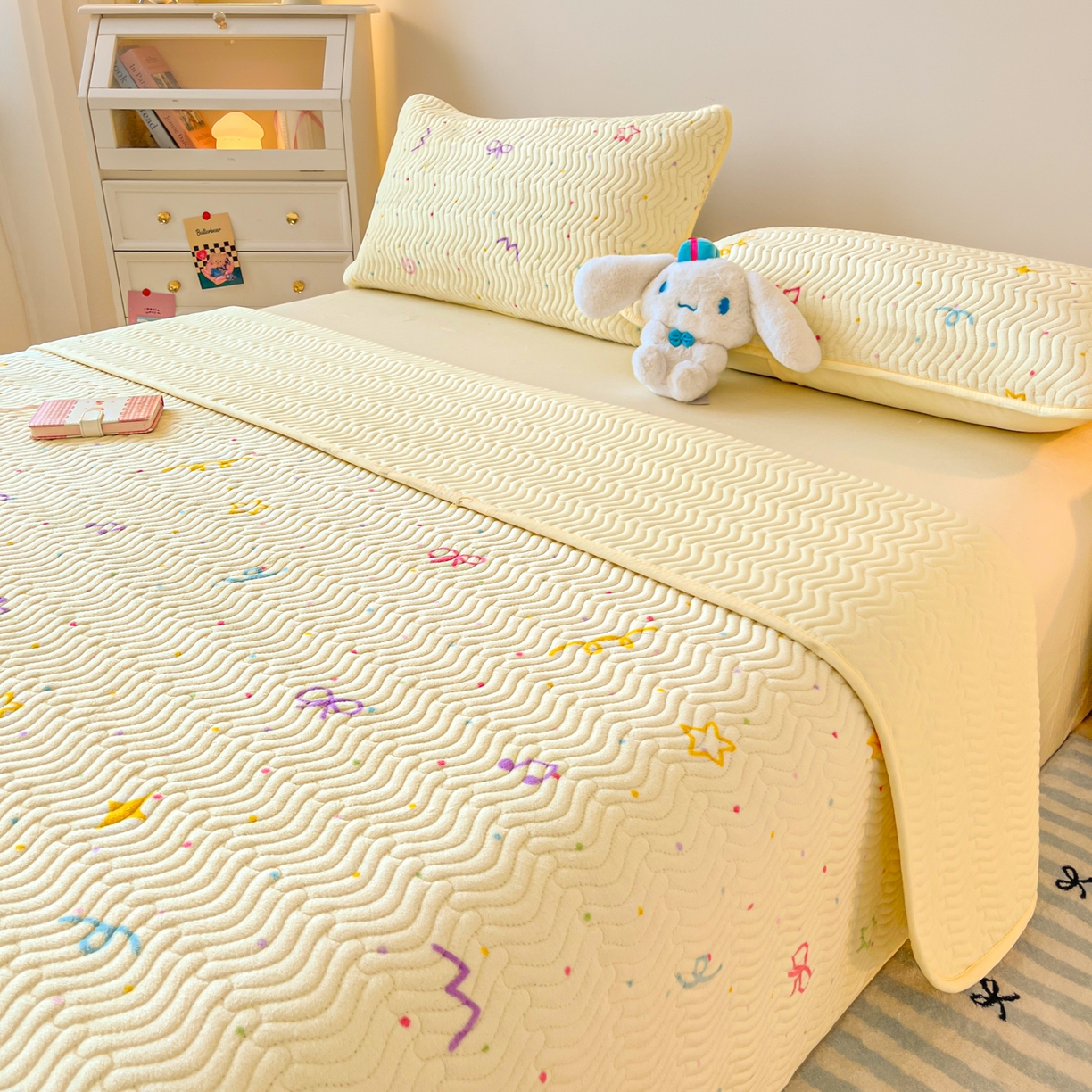 91家纺网 家纺一手货源 找家纺 酱子 2025新款牛奶绒印花床盖四季通用 床盖-星彩梦