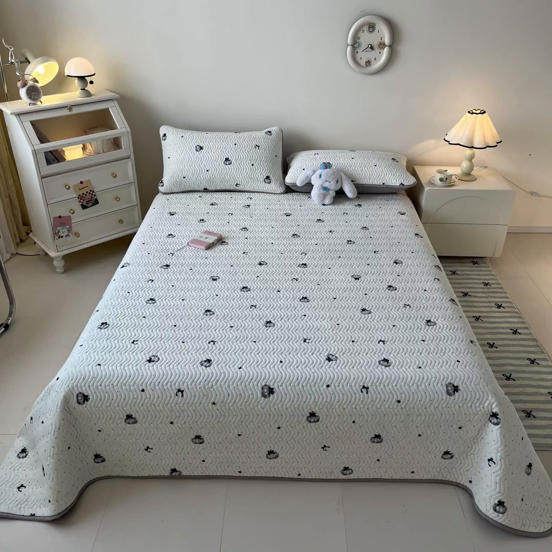 91家纺网 家纺一手货源 找家纺 酱子 2025新款牛奶绒印花床盖四季通用 床盖-简韵南瓜