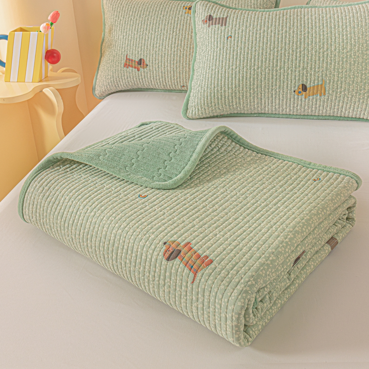 91家纺网 家纺一手货源 找家纺 恒尚居 2025新款全棉牛奶绒床盖四季可用纯棉夹棉床单床褥垫三件套-秋冬款系列一 布丁狗【A纯棉-B牛奶绒】