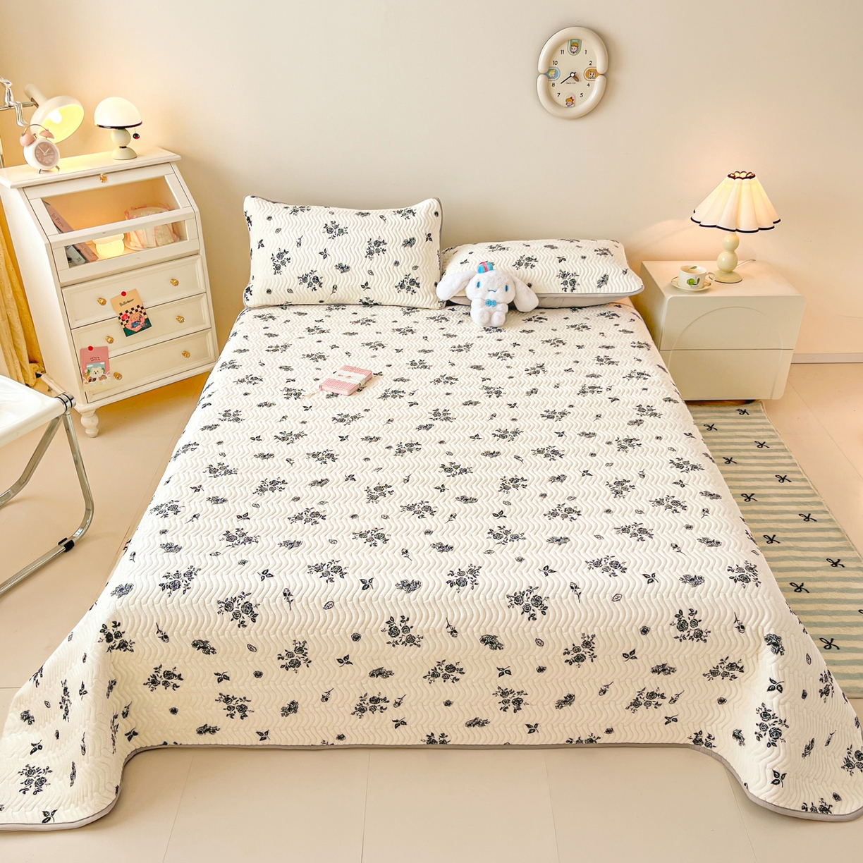 91家纺网 家纺一手货源 找家纺 酱子 2025新款牛奶绒印花床盖四季通用 床盖-花汐