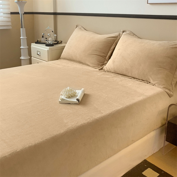 91家纺网 家纺一手货源 找家纺 （总）名兮家居 2025新款高克重加厚纯色牛奶绒床笠床单