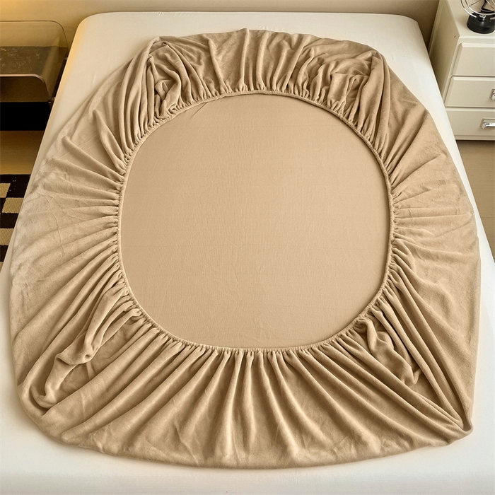 91家纺网 家纺一手货源 找家纺 （总）名兮家居 2025新款高克重加厚纯色牛奶绒床笠床单