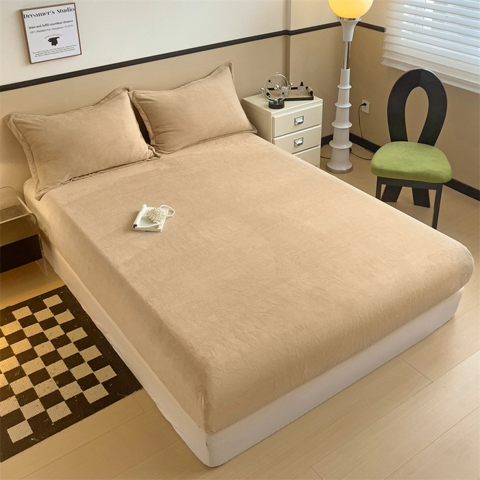 91家纺网 家纺一手货源 找家纺 （总）名兮家居 2025新款高克重加厚纯色牛奶绒床笠床单