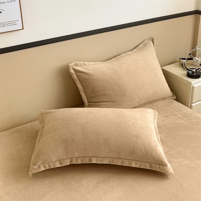 91家纺网 家纺一手货源 找家纺 （总）名兮家居 2025新款高克重加厚纯色牛奶绒床笠床单