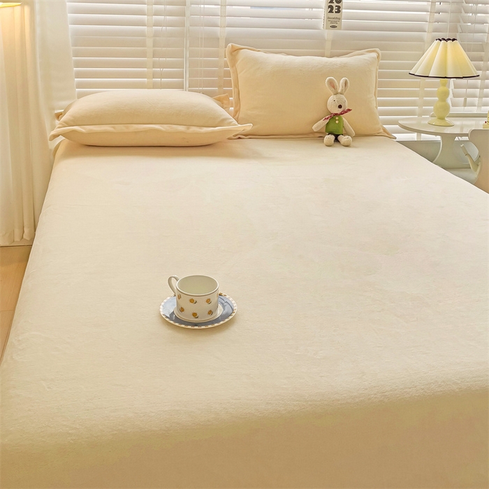 91家纺网 家纺一手货源 找家纺 名兮家居 2025新款高克重加厚纯色牛奶绒床笠床单 素色-米白