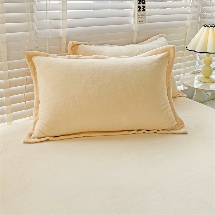 91家纺网 家纺一手货源 找家纺 名兮家居 2025新款高克重加厚纯色牛奶绒床笠床单 素色-米白