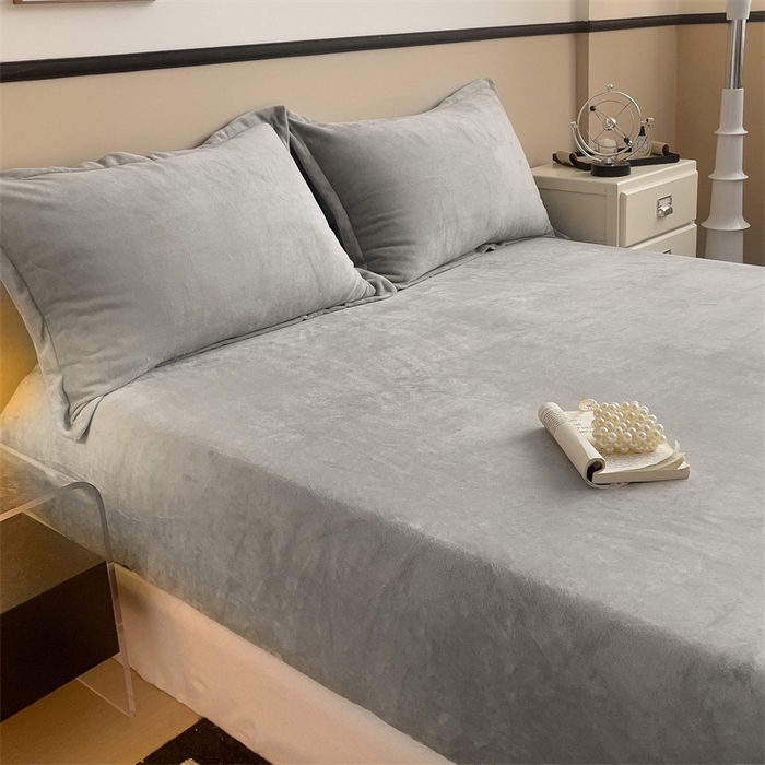 91家纺网 家纺一手货源 找家纺 名兮家居 2025新款高克重加厚纯色牛奶绒床笠床单 素色-绅士灰