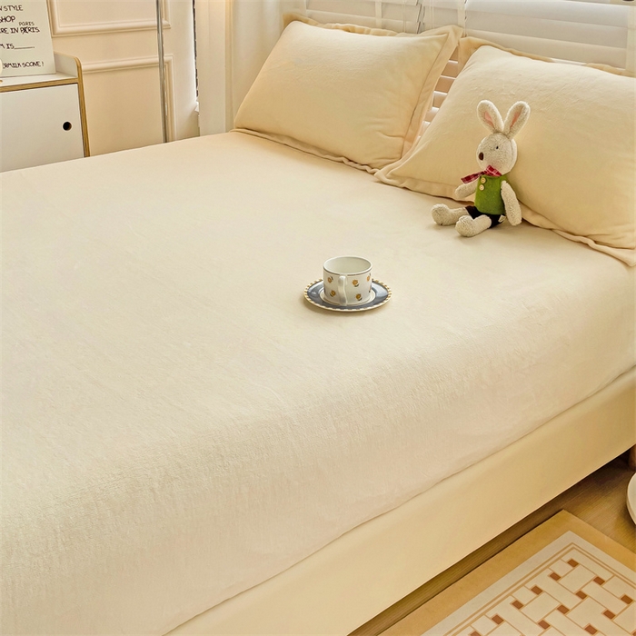 91家纺网 家纺一手货源 找家纺 名兮家居 2025新款高克重加厚纯色牛奶绒床笠床单 素色-米白