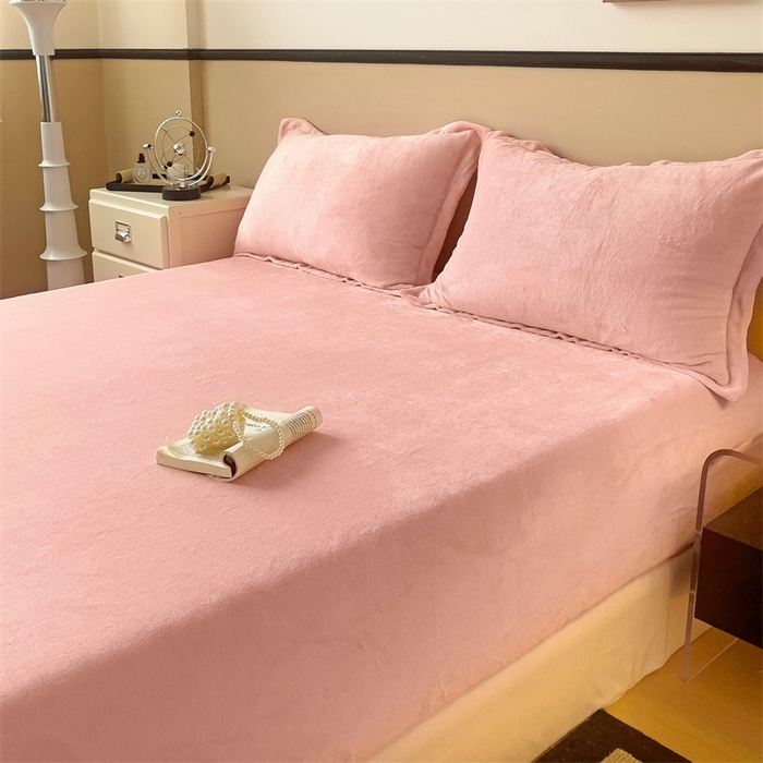 91家纺网 家纺一手货源 找家纺 名兮家居 2025新款高克重加厚纯色牛奶绒床笠床单 素色-浅粉