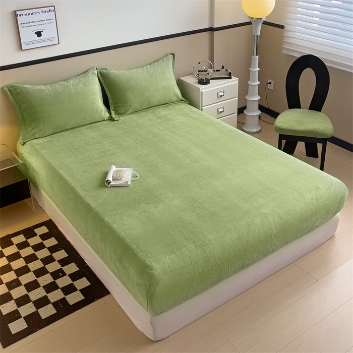 91家纺网 家纺一手货源 找家纺 名兮家居 2025新款高克重加厚纯色牛奶绒床笠床单 素色-果绿