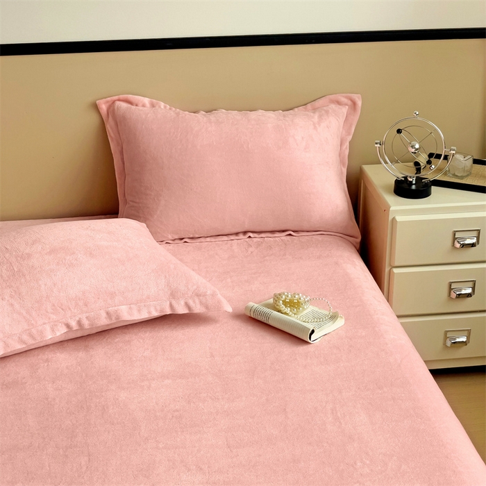 91家纺网 家纺一手货源 找家纺 名兮家居 2025新款高克重加厚纯色牛奶绒床笠床单 素色-浅粉