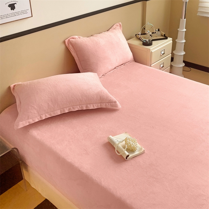 91家纺网 家纺一手货源 找家纺 名兮家居 2025新款高克重加厚纯色牛奶绒床笠床单 素色-浅粉