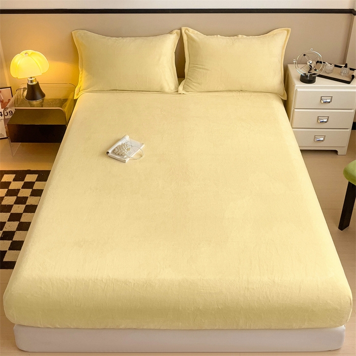 91家纺网 家纺一手货源 找家纺 名兮家居 2025新款高克重加厚纯色牛奶绒床笠床单 素色-米月黄