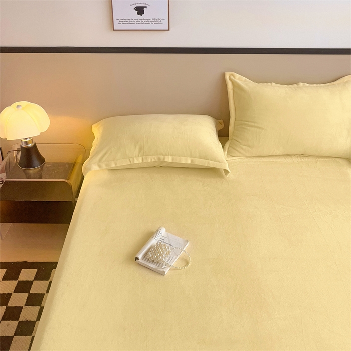 91家纺网 家纺一手货源 找家纺 名兮家居 2025新款高克重加厚纯色牛奶绒床笠床单 素色-米月黄