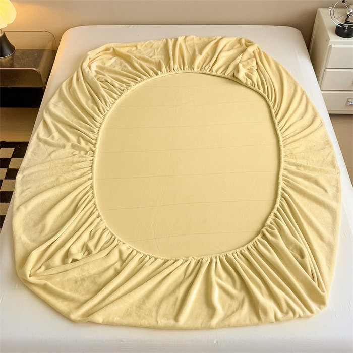 91家纺网 家纺一手货源 找家纺 名兮家居 2025新款高克重加厚纯色牛奶绒床笠床单 素色-米月黄