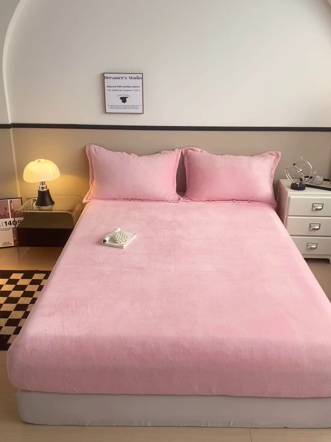 91家纺网 家纺一手货源 找家纺 名兮家居 2025新款高克重加厚纯色牛奶绒床笠床单 素色-浅粉