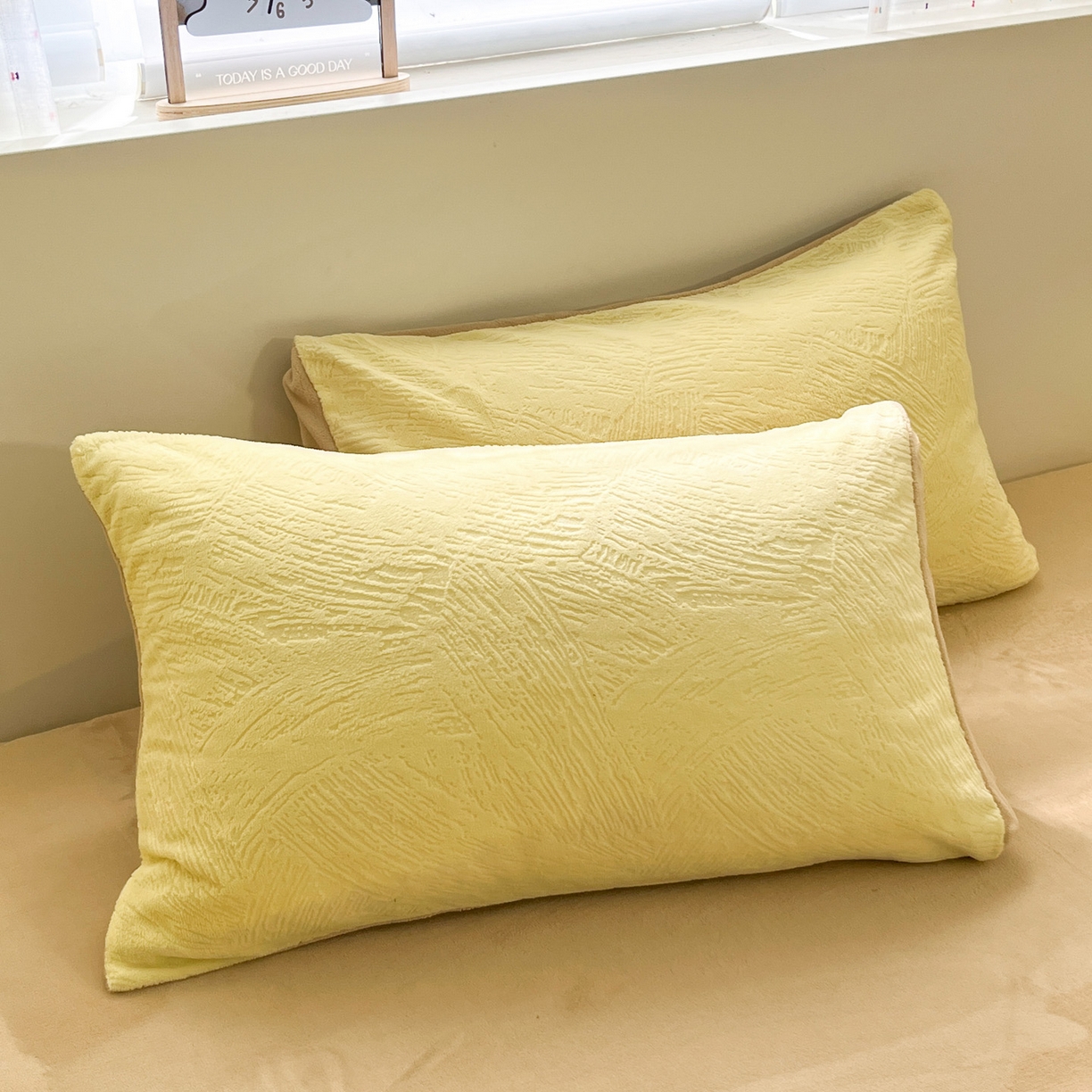 91家纺网 家纺一手货源 找家纺 如一 2025新款3D雕花牛奶绒四件套第三批 肌理纹-黄