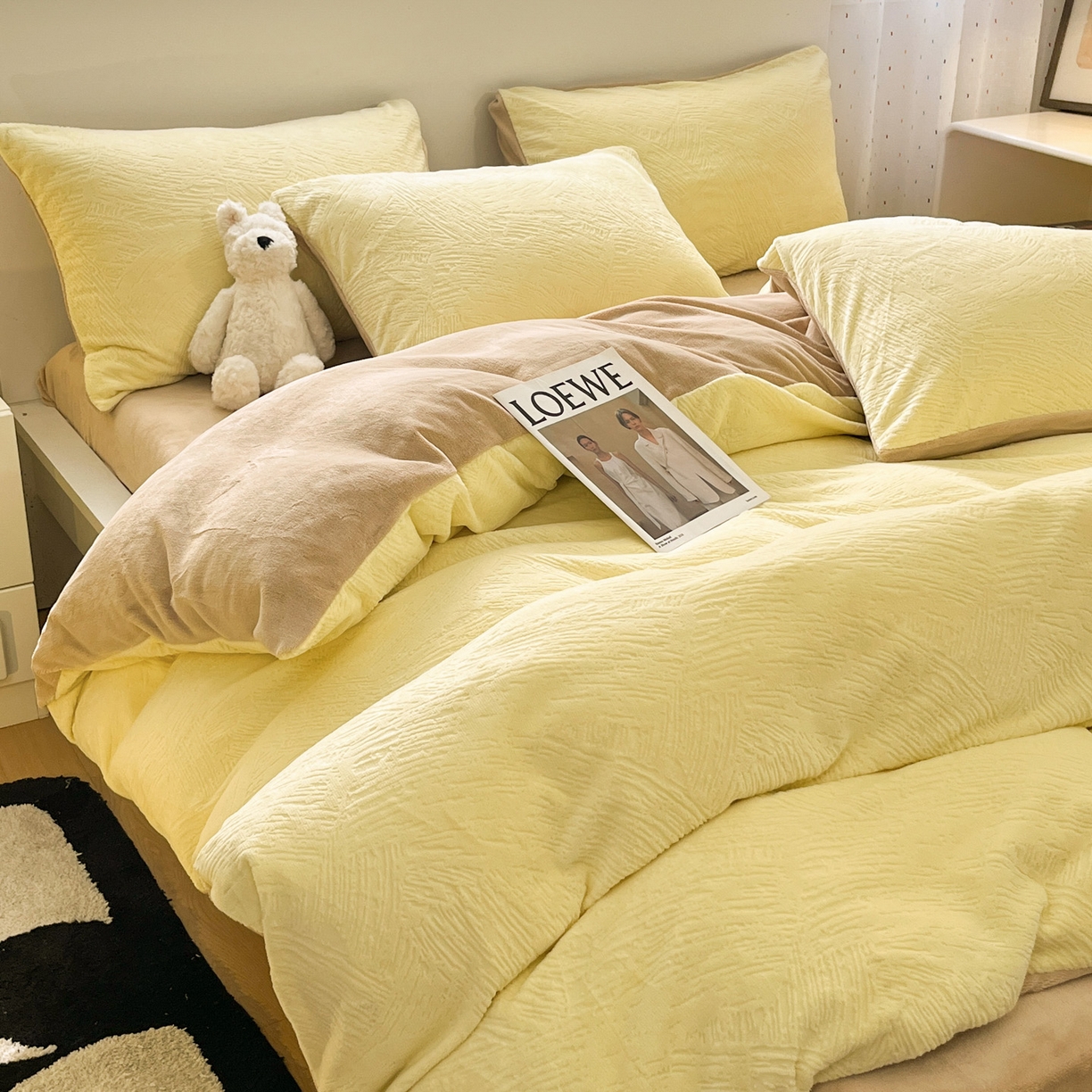 91家纺网 家纺一手货源 找家纺 如一 2025新款3D雕花牛奶绒四件套第三批 肌理纹-黄