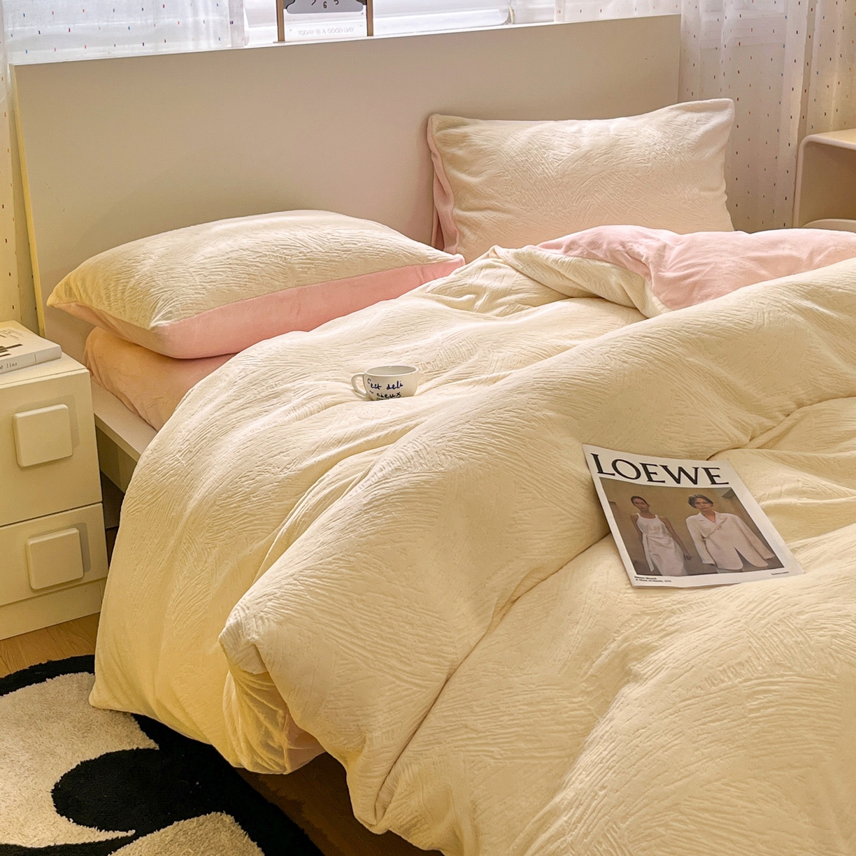 91家纺网 家纺一手货源 找家纺 如一 2025新款3D雕花牛奶绒四件套第三批 肌理纹-白粉