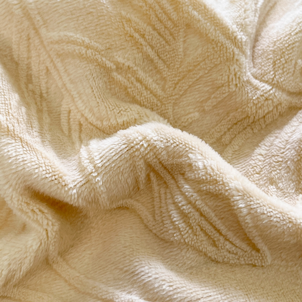 91家纺网 家纺一手货源 找家纺 如一 2025新款3D雕花牛奶绒四件套第三批 芭蕉叶-杏