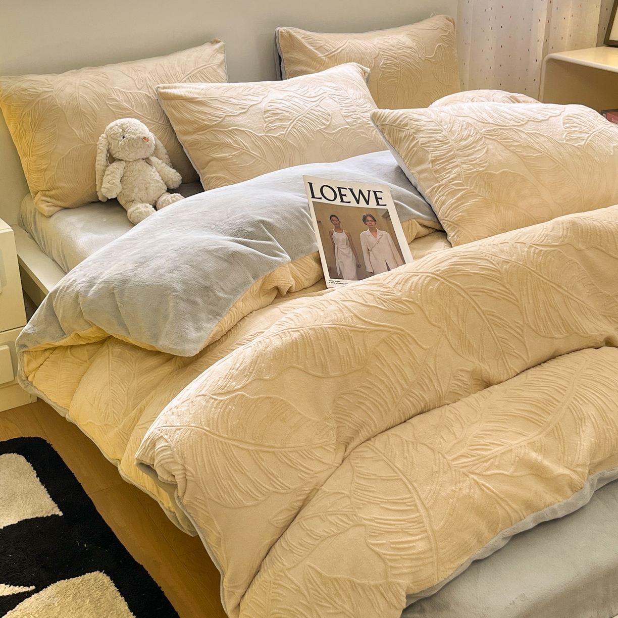 91家纺网 家纺一手货源 找家纺 如一 2025新款3D雕花牛奶绒四件套第三批 芭蕉叶-杏