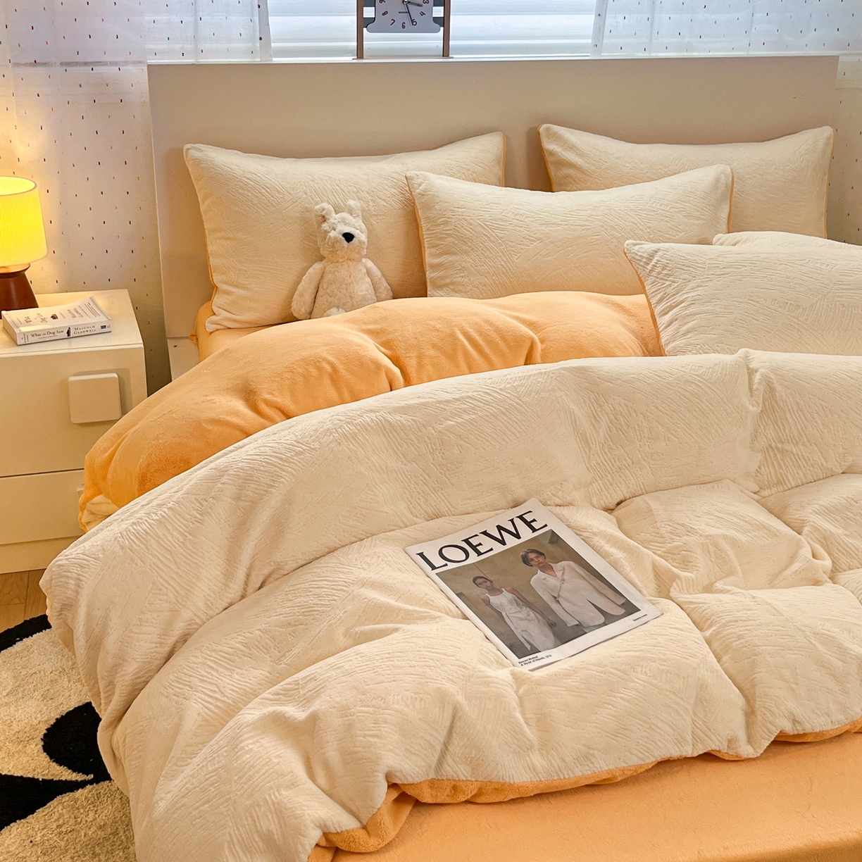 91家纺网 家纺一手货源 找家纺 如一 2025新款3D雕花牛奶绒四件套第三批 肌理纹-白橘