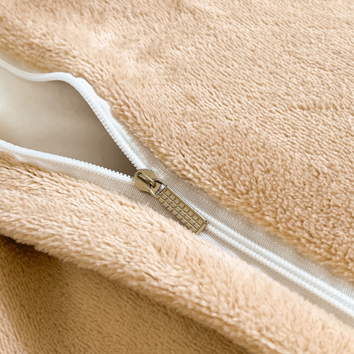 91家纺网 家纺一手货源 找家纺 如一 2025新款3D雕花牛奶绒四件套第三批 芭蕉叶-粉